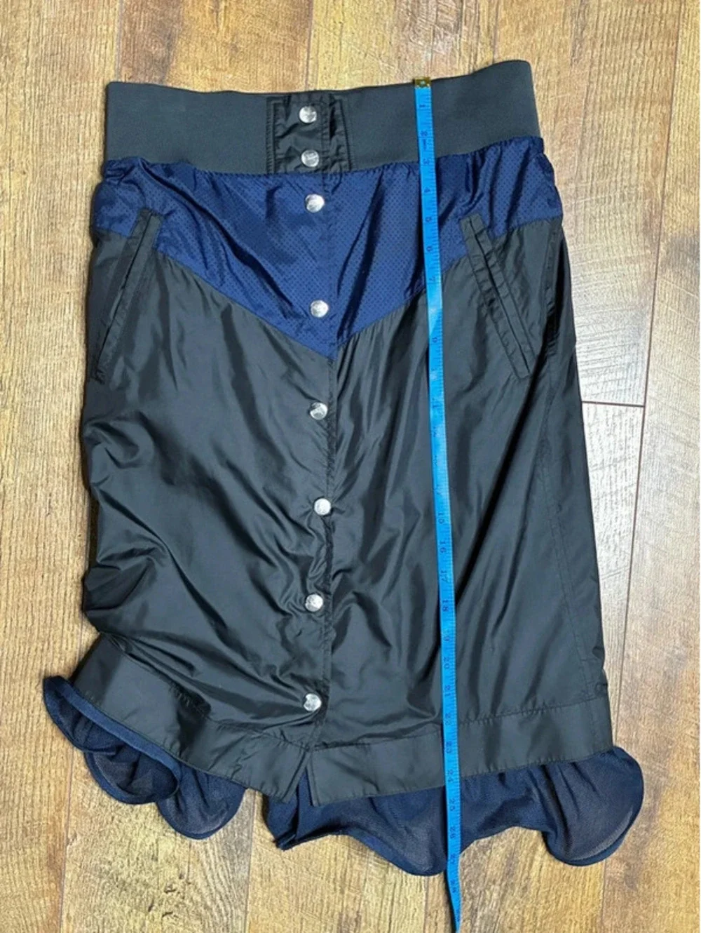 Nike Women's Tech Wear Utility Layered Mesh Snap Skirt Size S Black/Navy
